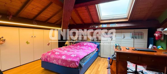 6 rooms Villa in Turate, Italy No. 120895 35