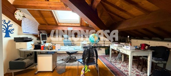 6 rooms Villa in Turate, Italy No. 120895 32