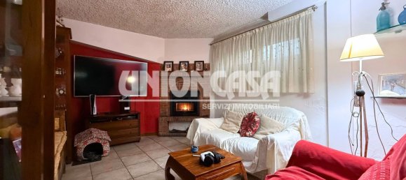 6 rooms Villa in Turate, Italy No. 120895 48