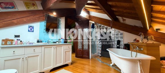 6 rooms Villa in Turate, Italy No. 120895 38