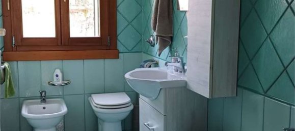 7 rooms House in Vittorio Veneto, Italy No. 279602 11