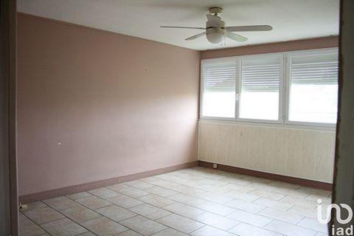 Condominio de 2 dormitorios en Domont, France No. 4771