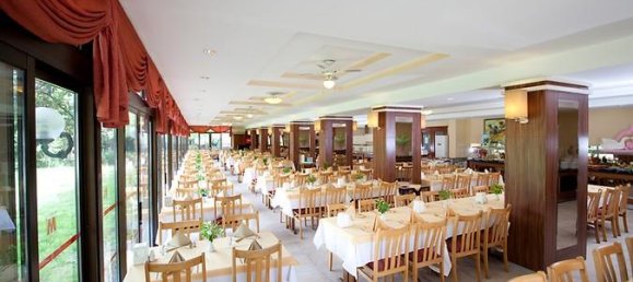 104 rooms Hotel in Kusadasi, Turkey No. 12899 2