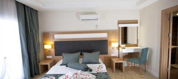 104 rooms Hotel in Kusadasi, Turkey No. 12899 3