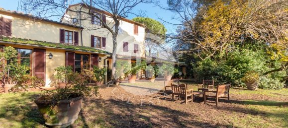 7 bedrooms Villa in Pescia, Italy No. 78397 14