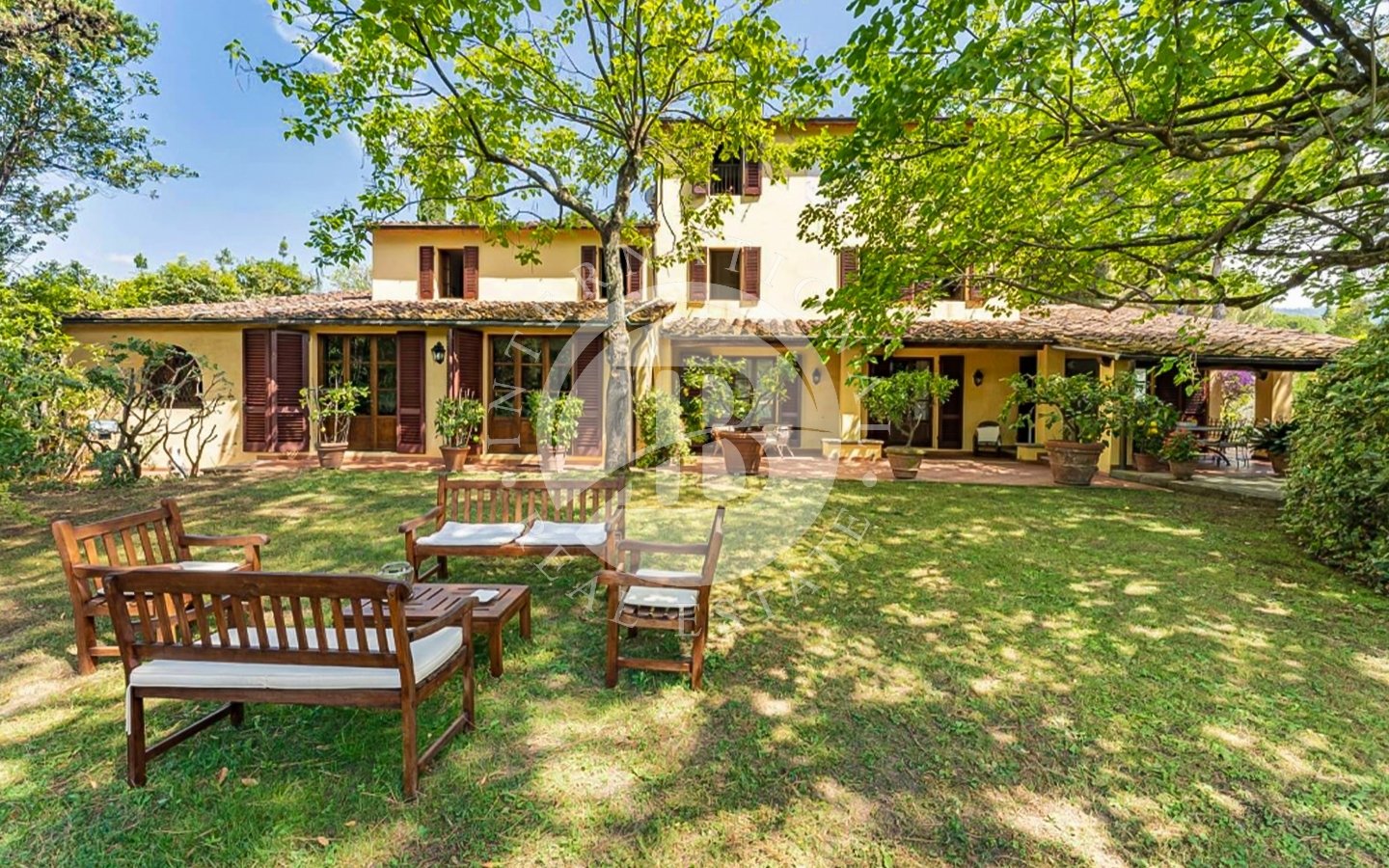 7 bedrooms Villa in Pescia, Italy No. 78397