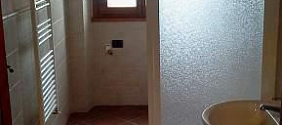 Дом с 8 комнатами в Орчано Пизано, Италия № 43498 13