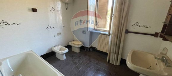 3 bedrooms Apartment in Cosenza, Italy No. 343699 5