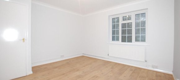 Duplex independente T2 em Bromley, United Kingdom N.º 880 3