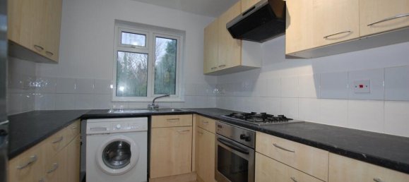 Duplex independente T2 em Bromley, United Kingdom N.º 880 2