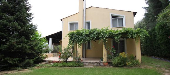 5 Schlafzimmer Gewerbliche Immobilie in Kavala, Greece, Nr. 3669 2