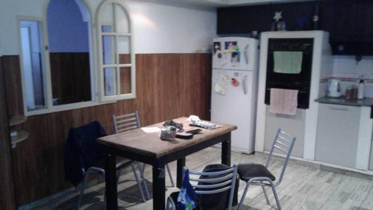 4 bedrooms House in Buenos Aires, Argentina No. 78354