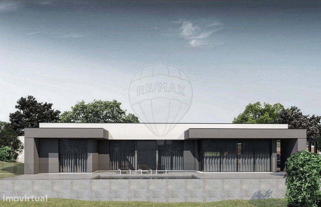 Terreno em Milheirós de Poiares, Portugal 2740 m² N.º 199488