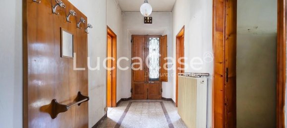 10 bedrooms House in Lucca, Italy No. 340761 12