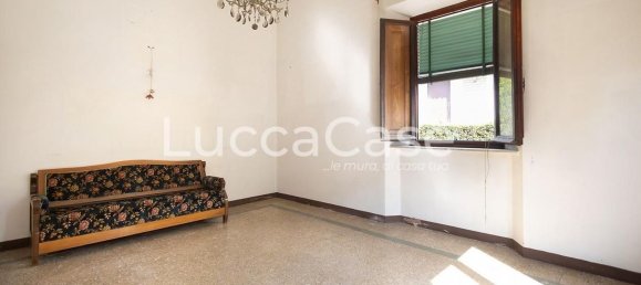 10 bedrooms House in Lucca, Italy No. 340761 16