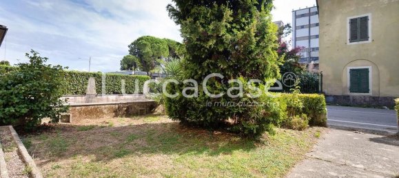 10 bedrooms House in Lucca, Italy No. 340761 4