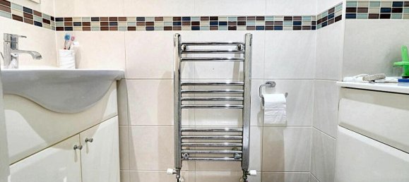 4 bedrooms Townhouse in Hayes, United Kingdom No. 5059 9