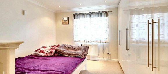 4 bedrooms Townhouse in Hayes, United Kingdom No. 5059 7