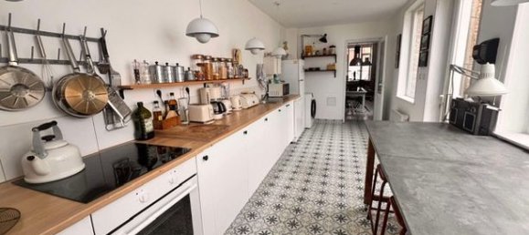 4 bedrooms House in Calais, France No. 313260 2