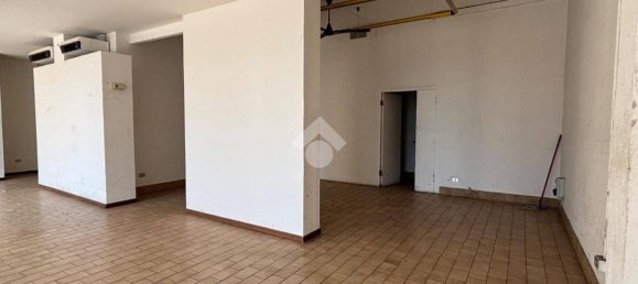 192m² Commercial property in Sona, Italy No. 272996 7