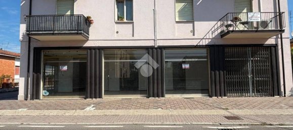 192m² Commercial property in Sona, Italy No. 272996 29