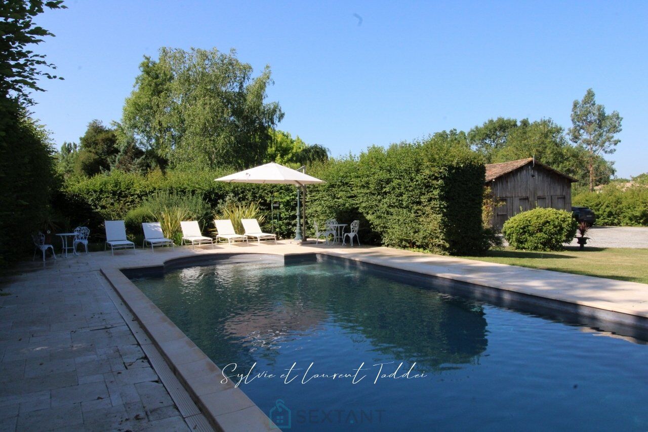 6 Schlafzimmer Haus in Montguyon, France, Nr. 280126