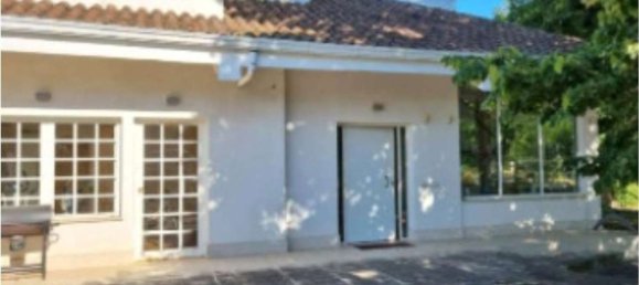 4 rooms House in Formello, Italy No. 201056 2