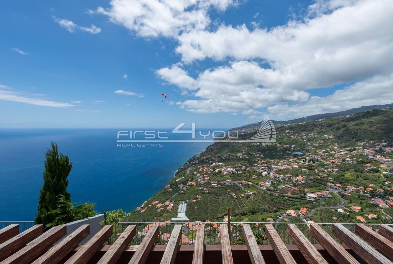 3 bedrooms Townhouse in Calheta, Portugal No. 184248