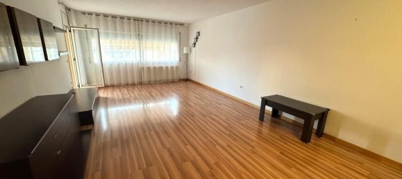 Квартира с 4 спальнями в Эль-Вендрель, Испания № 175076 10