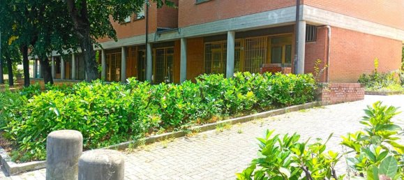 2 rooms Commercial property in Bologna, Italy No. 283637 13