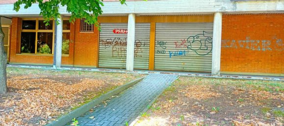 2 rooms Commercial property in Bologna, Italy No. 283637 6