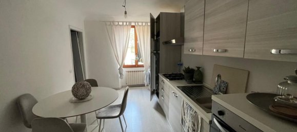 Дом с 7 комнатами в Амелья, Италия № 36366 11