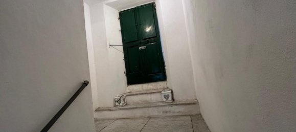 Дом с 7 комнатами в Амелья, Италия № 36366 3