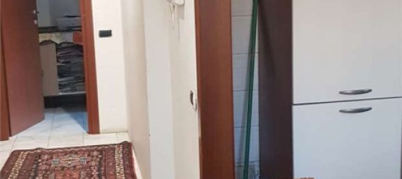 2 rooms Apartment in Monza, Italy No. 182998 3