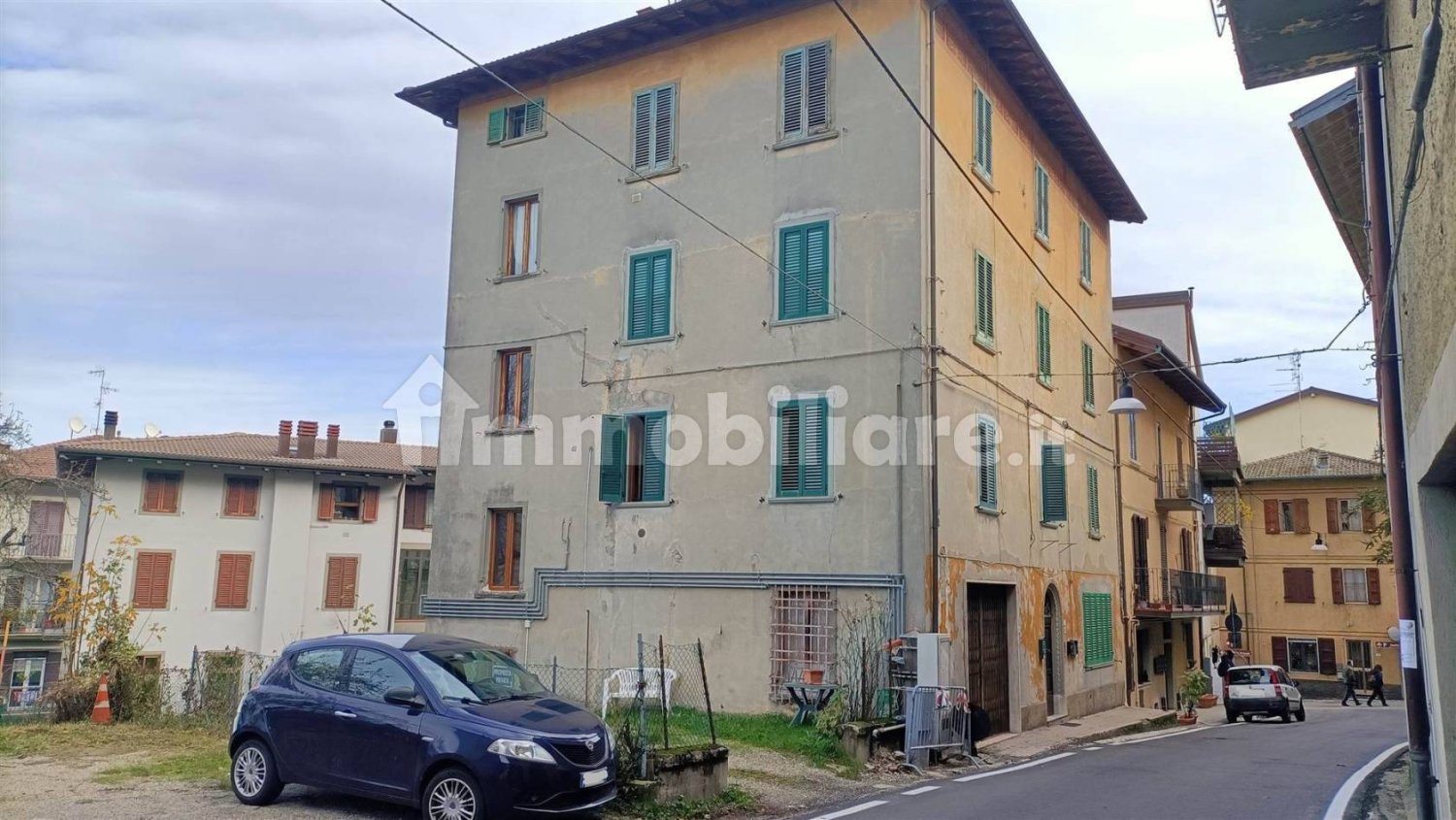 3 bedrooms Apartment in Castiglione dei Pepoli, Italy No. 334280
