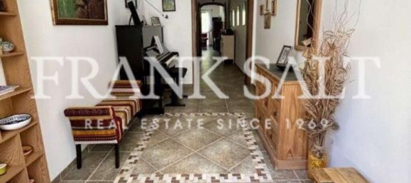 4 bedrooms House in Balzan, Malta No. 10963 16