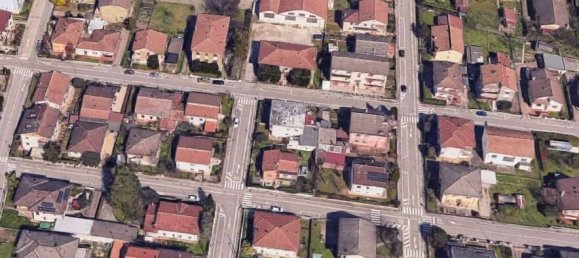 8 bedrooms House in Mantua, Italy No. 303077 13