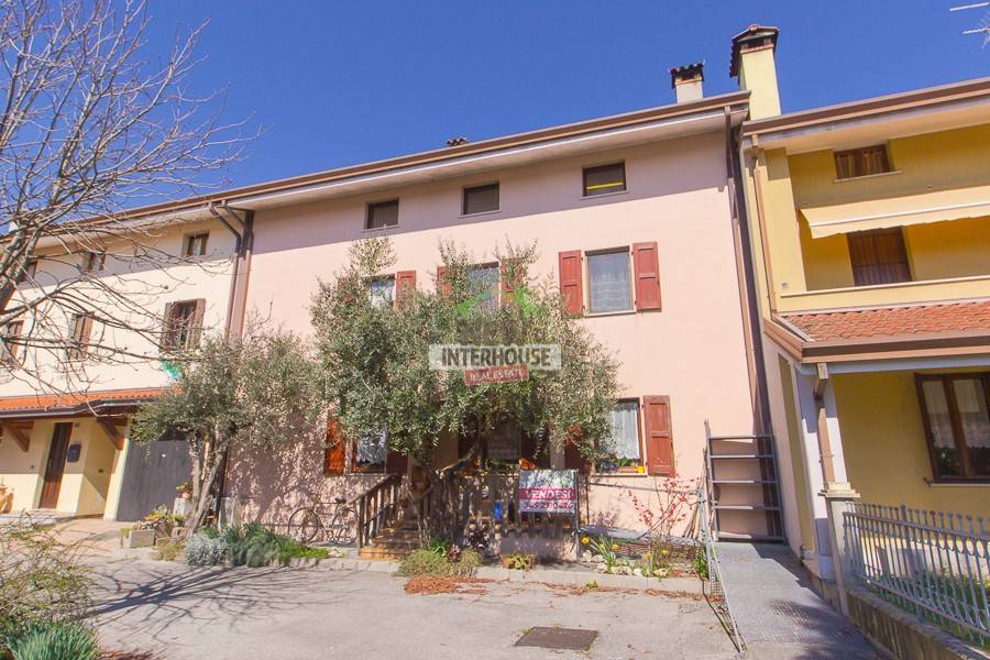 5 Schlafzimmer Haus in Pordenone, Italy, Nr. 203064