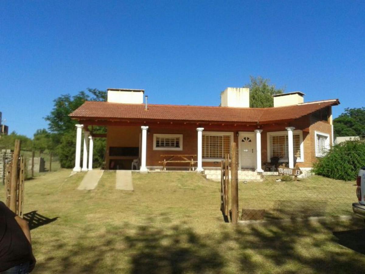 2 bedrooms House in Cordoba, Argentina No. 12075