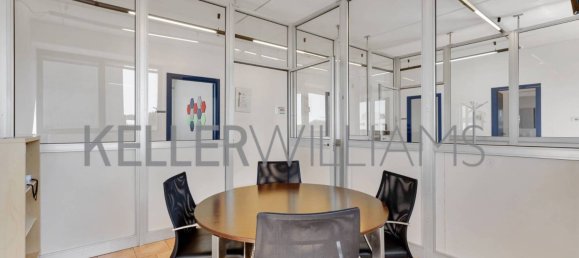 Almacén de 5 habitaciónes en Muggiò, Italy No. 316956 10