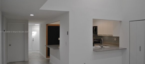 2 bedrooms Commercial property for sale in Miami, Miami-Dade, Florida, USA № 614780 17