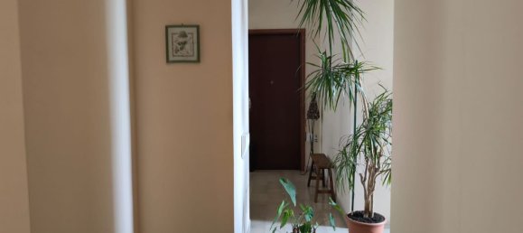 5-salle Appartement à Vercelli, Italy No. 222613 7