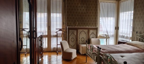 5-salle Appartement à Vercelli, Italy No. 222613 18