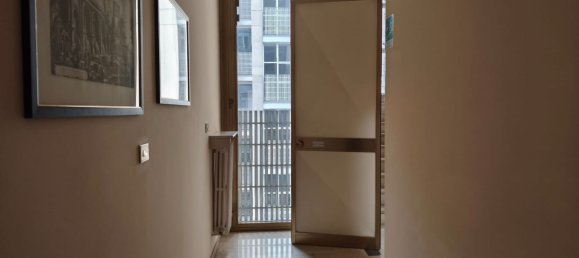 5-salle Appartement à Vercelli, Italy No. 222613 6