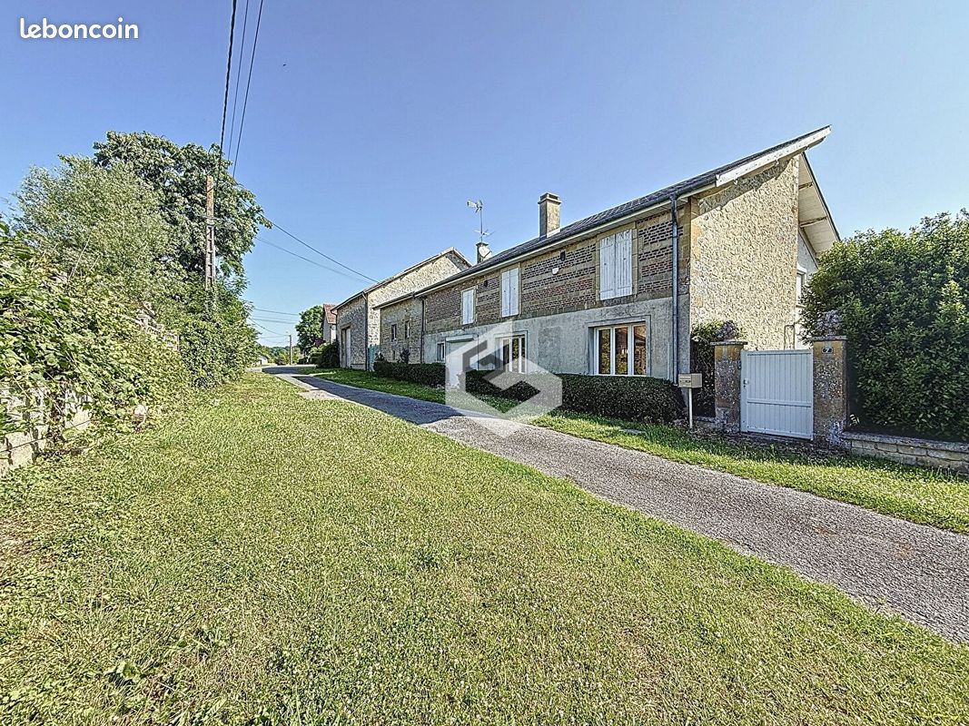 6 rooms House in Vouziers, France No. 280470