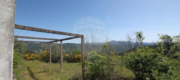 Casa de 3 dormitorios en Oliveira do Hospital, Portugal No. 35225 6