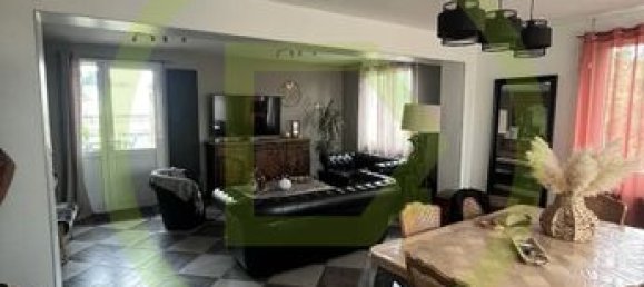 4 bedrooms House in Le Plessier-Rozainvillers, France No. 303058 3