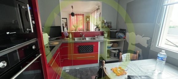 4 bedrooms House in Le Plessier-Rozainvillers, France No. 303058 7