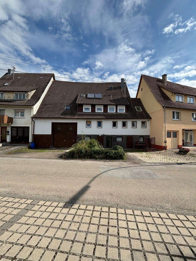 7 bedrooms House in Rottweil, Germany No. 219577