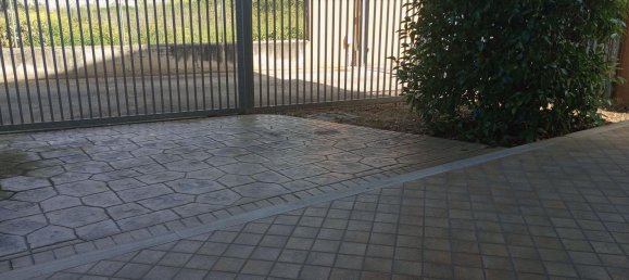 2 bedrooms Apartment in Ardea, Italy No. 313727 4